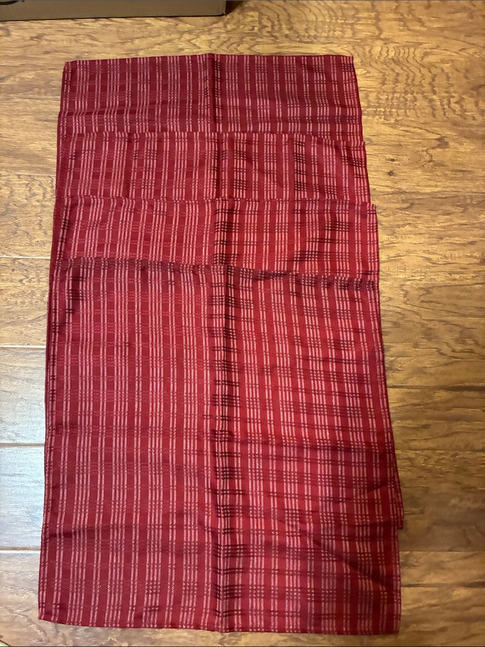 Set of 5 Red Plaid Cloth Napkins, 18 x 18 inches.